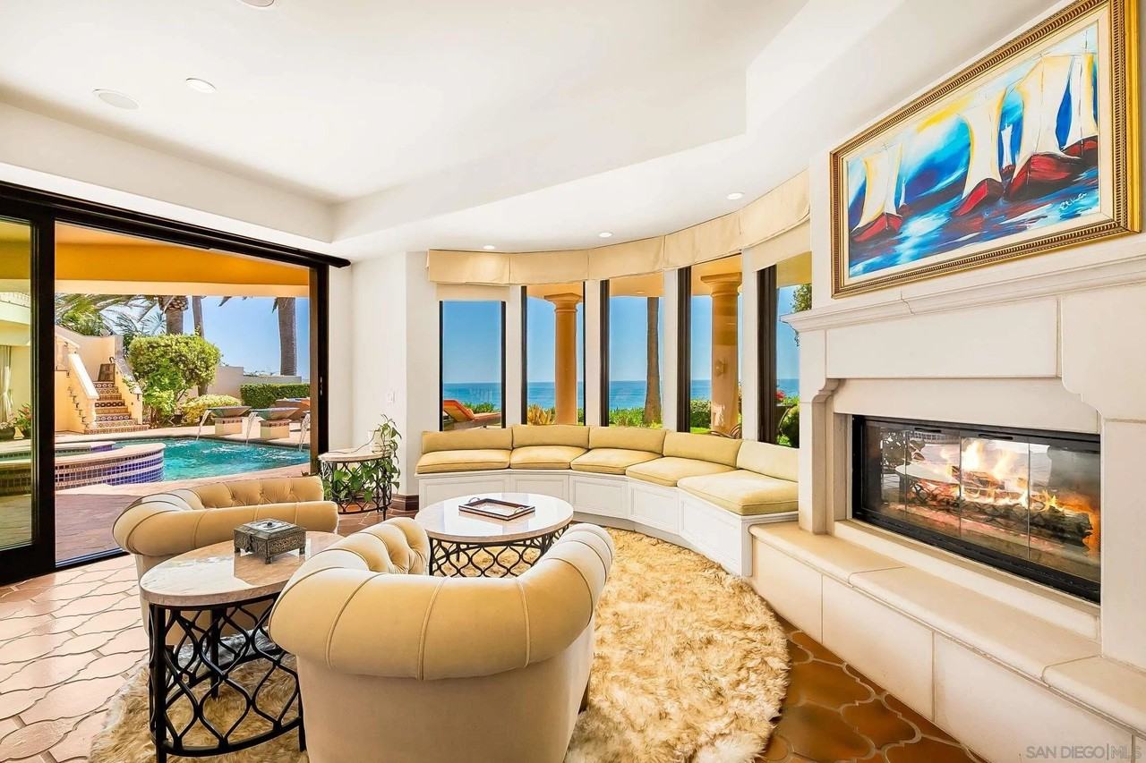 5204 Chelsea St - Photo 6 of 50