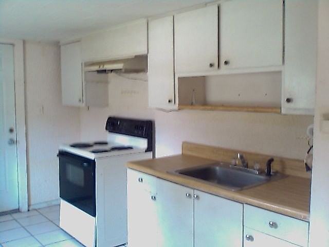 1514 Majestic Ave #1 - Photo 2 of 13
