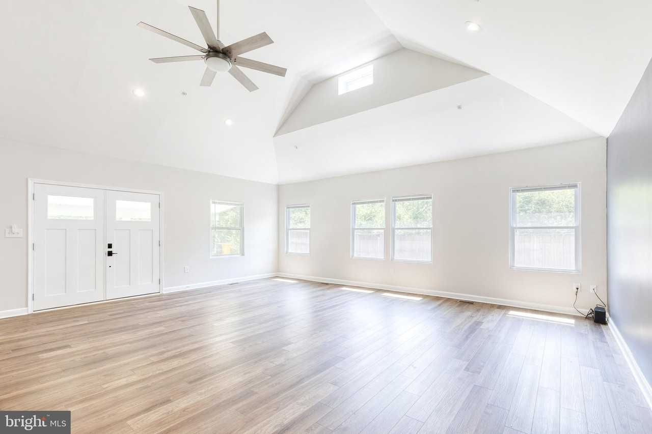 1248 Generals Hwy - Photo 6 of 18