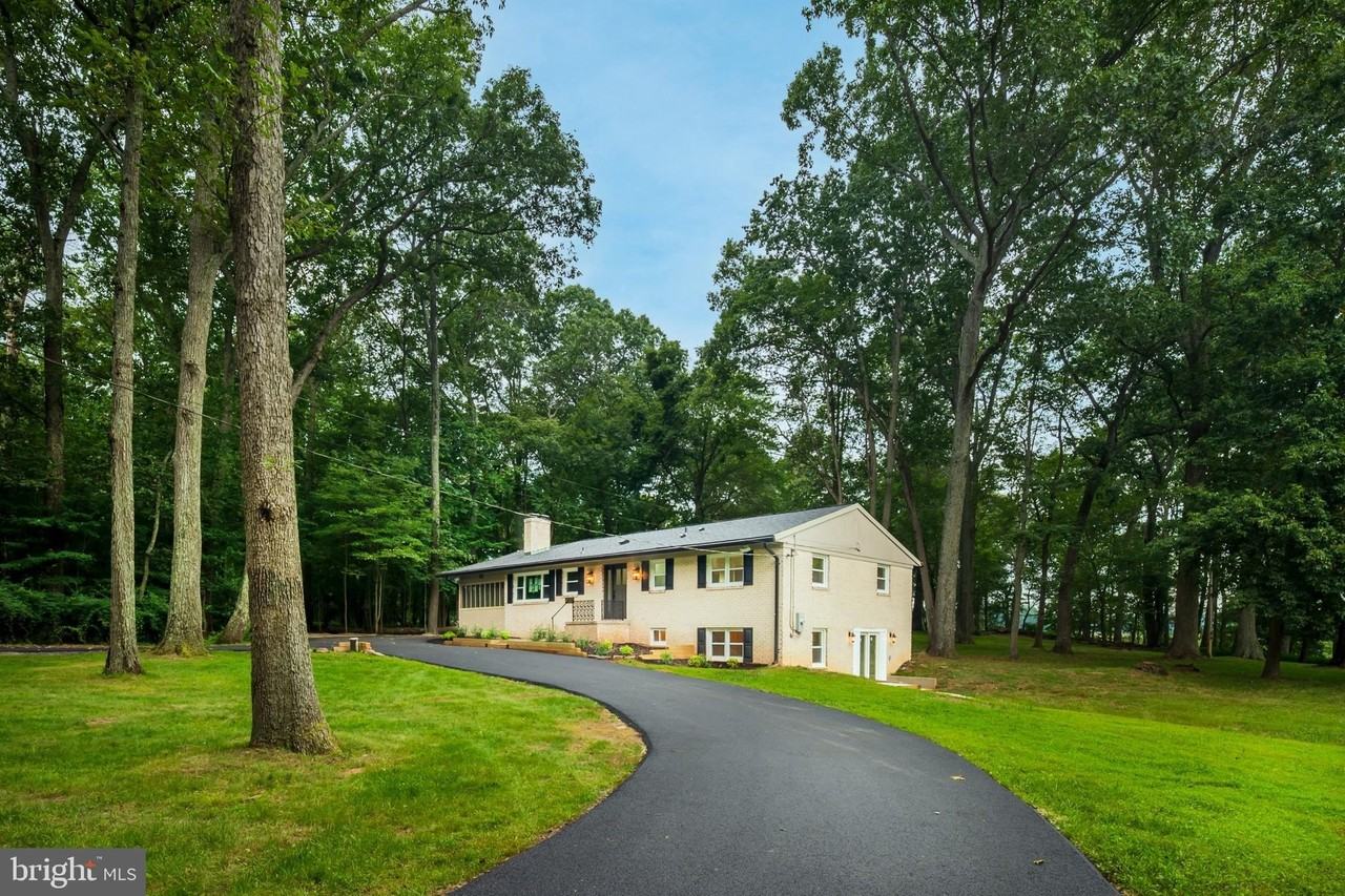 16480 Ed Warfield Rd - Photo 3 of 50