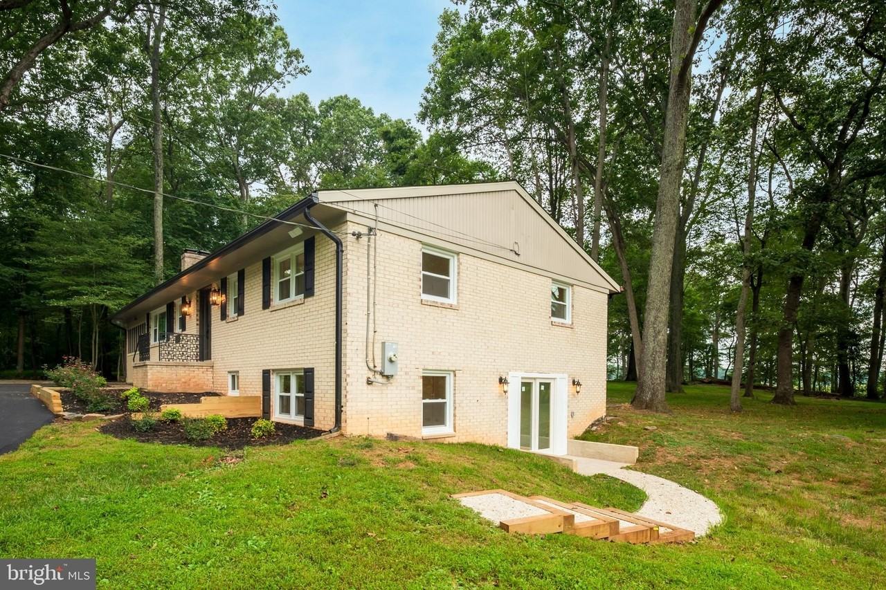 16480 Ed Warfield Rd - Photo 4 of 50