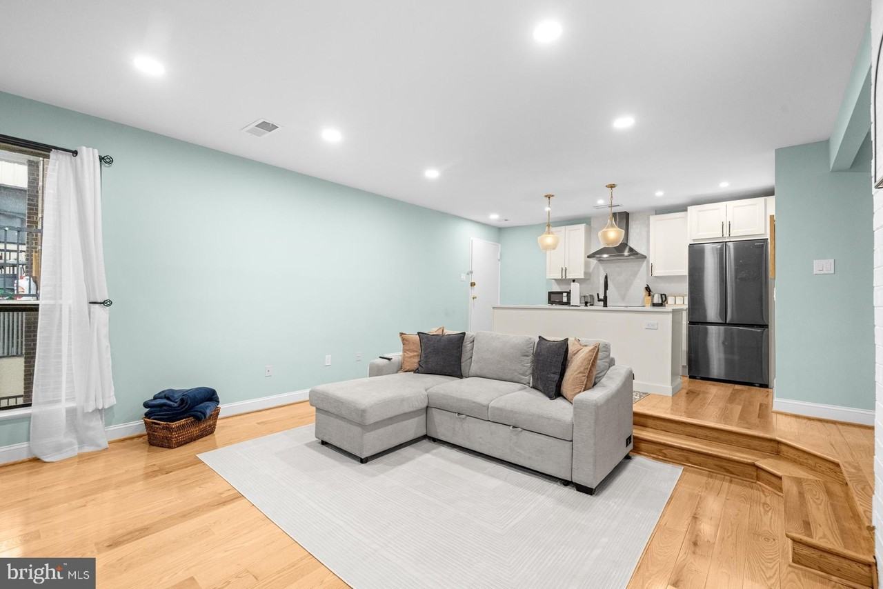 9820 Georgia Ave #21-302 - Photo 3 of 24