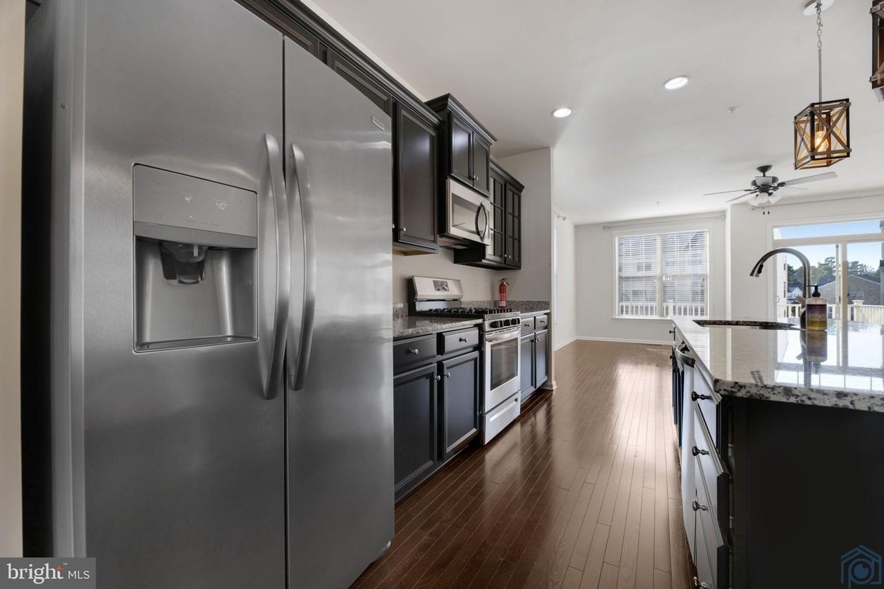 15211 Lady Lauren Ln - Photo 3 of 29