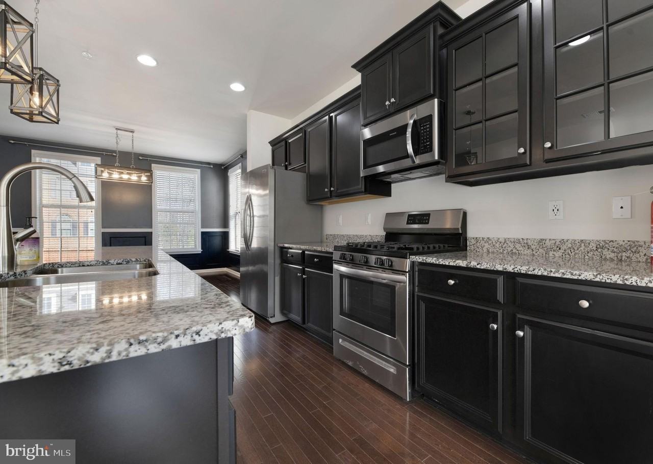 15211 Lady Lauren Ln - Photo 5 of 29