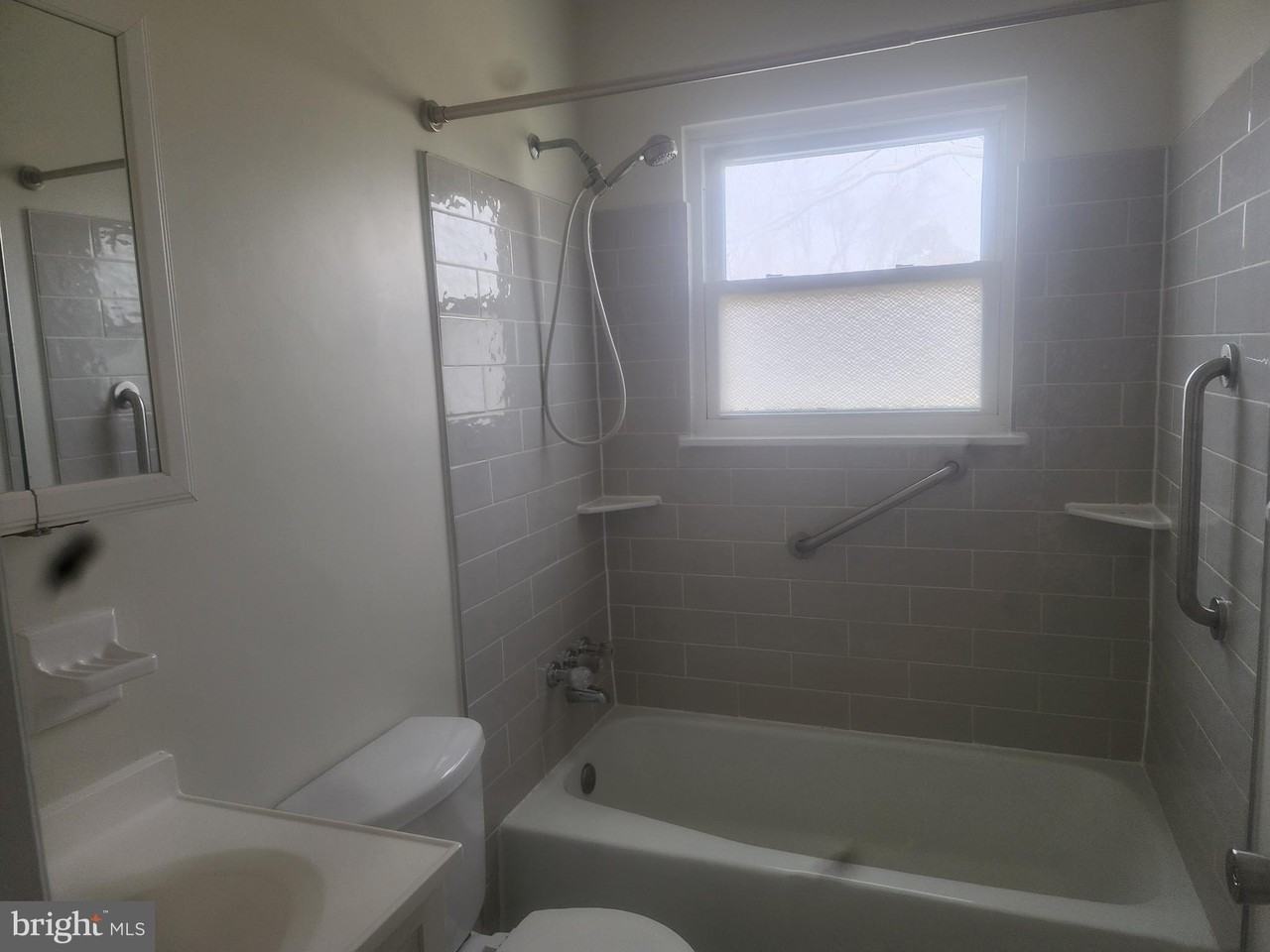 40235 Beach Dr - Photo 5 of 6