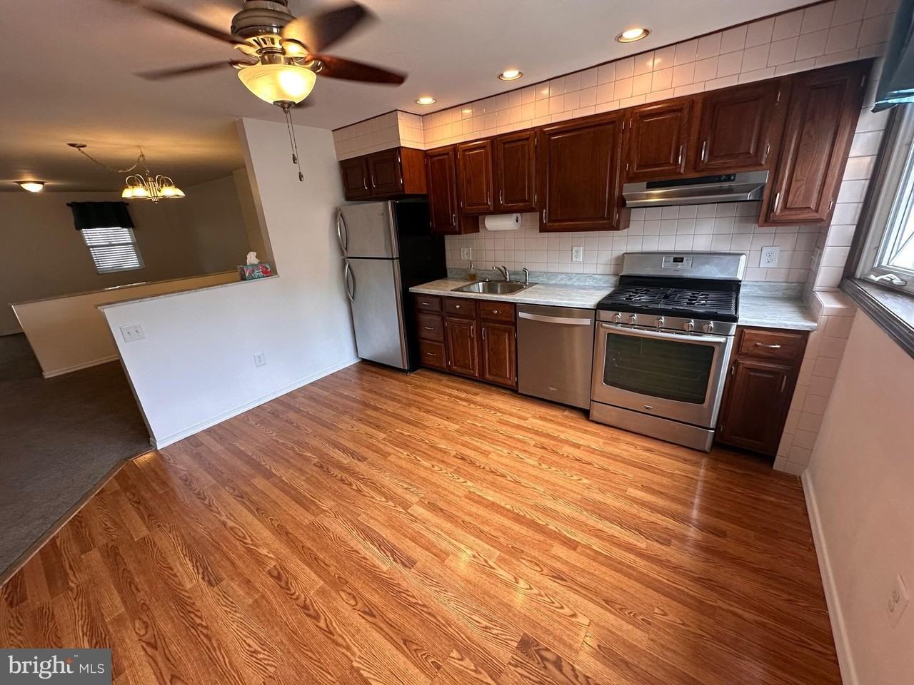 12032 Millbrook Rd - Photo 7 of 43