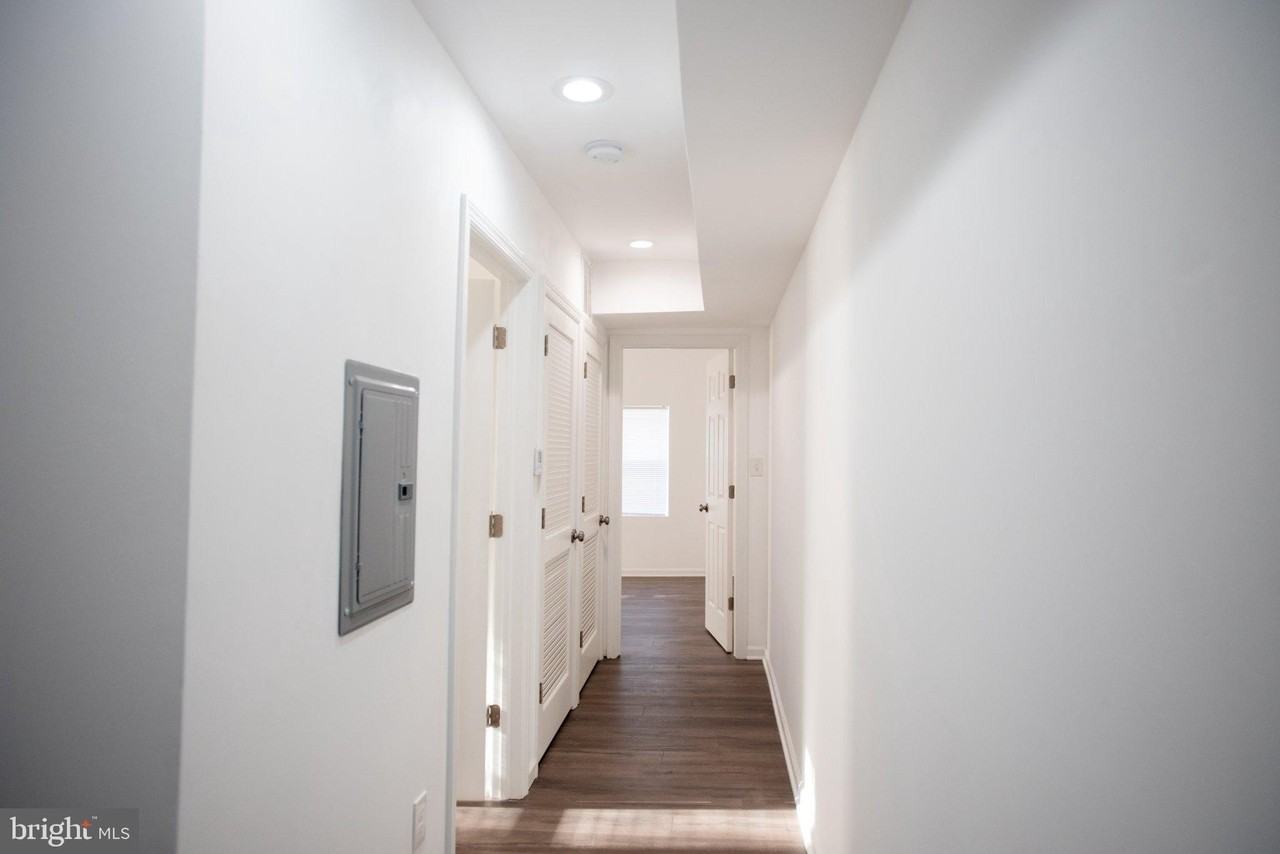 2227 E Cumberland St #3 - Photo 2 of 17