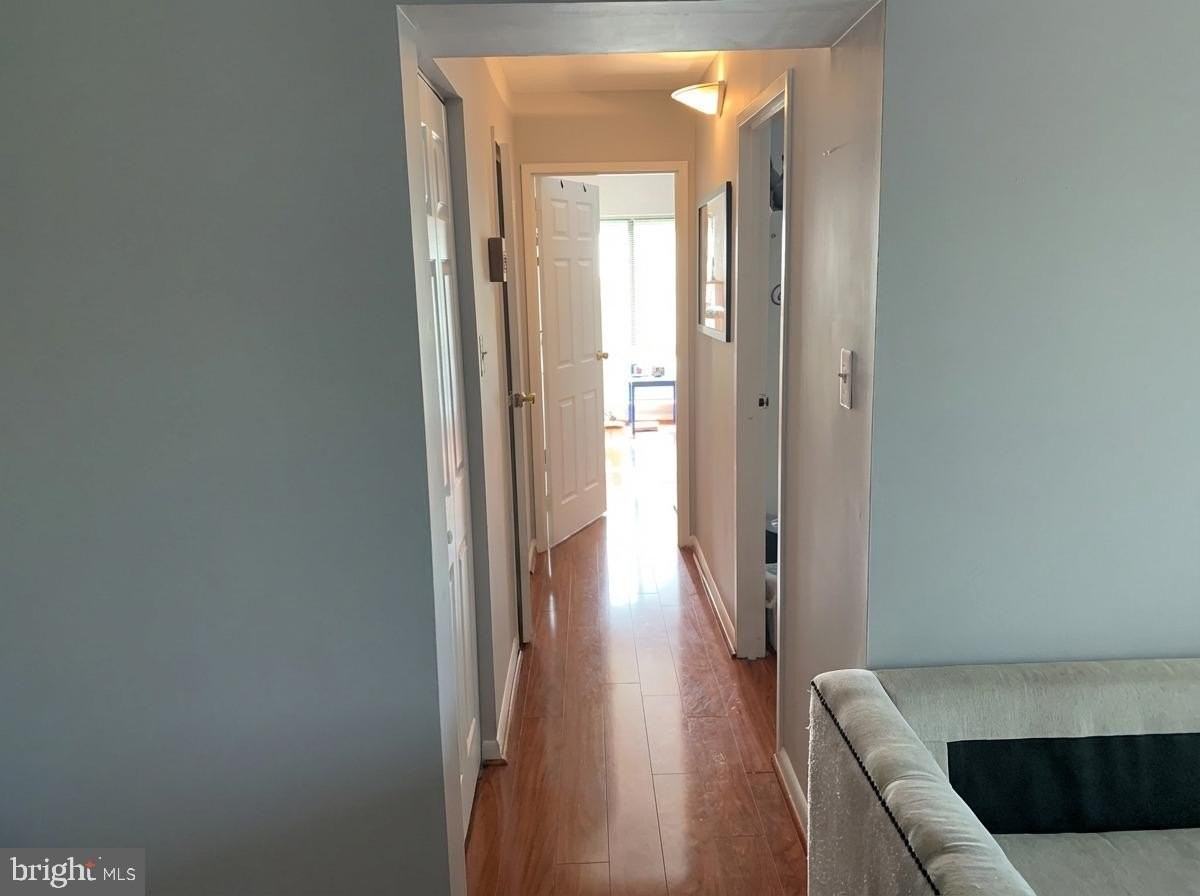 615 Center St - Photo 6 of 14