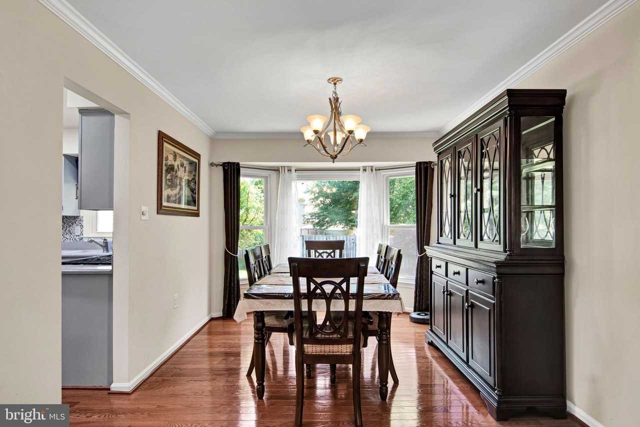 3289 Kinross Cir - Photo 7 of 39