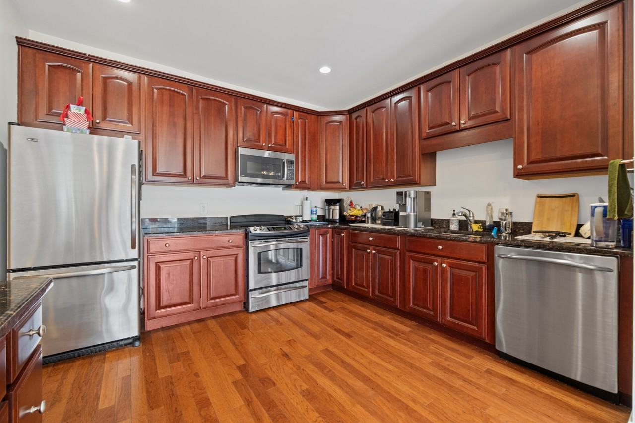 20 Avenue at Port Imperial - 333 #333 - Photo 2 of 23