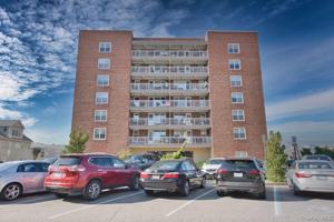 featured image of 855 E Broadway ##Lc