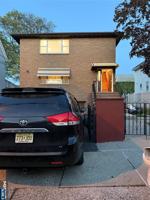 featured image of 967 E 23rd St ##2