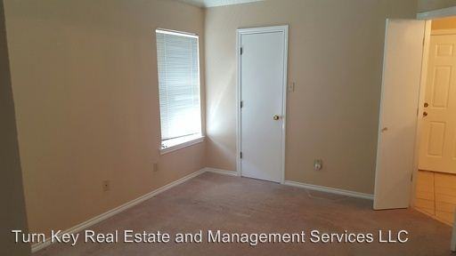 3031 Lela St - Photo 3 of 15