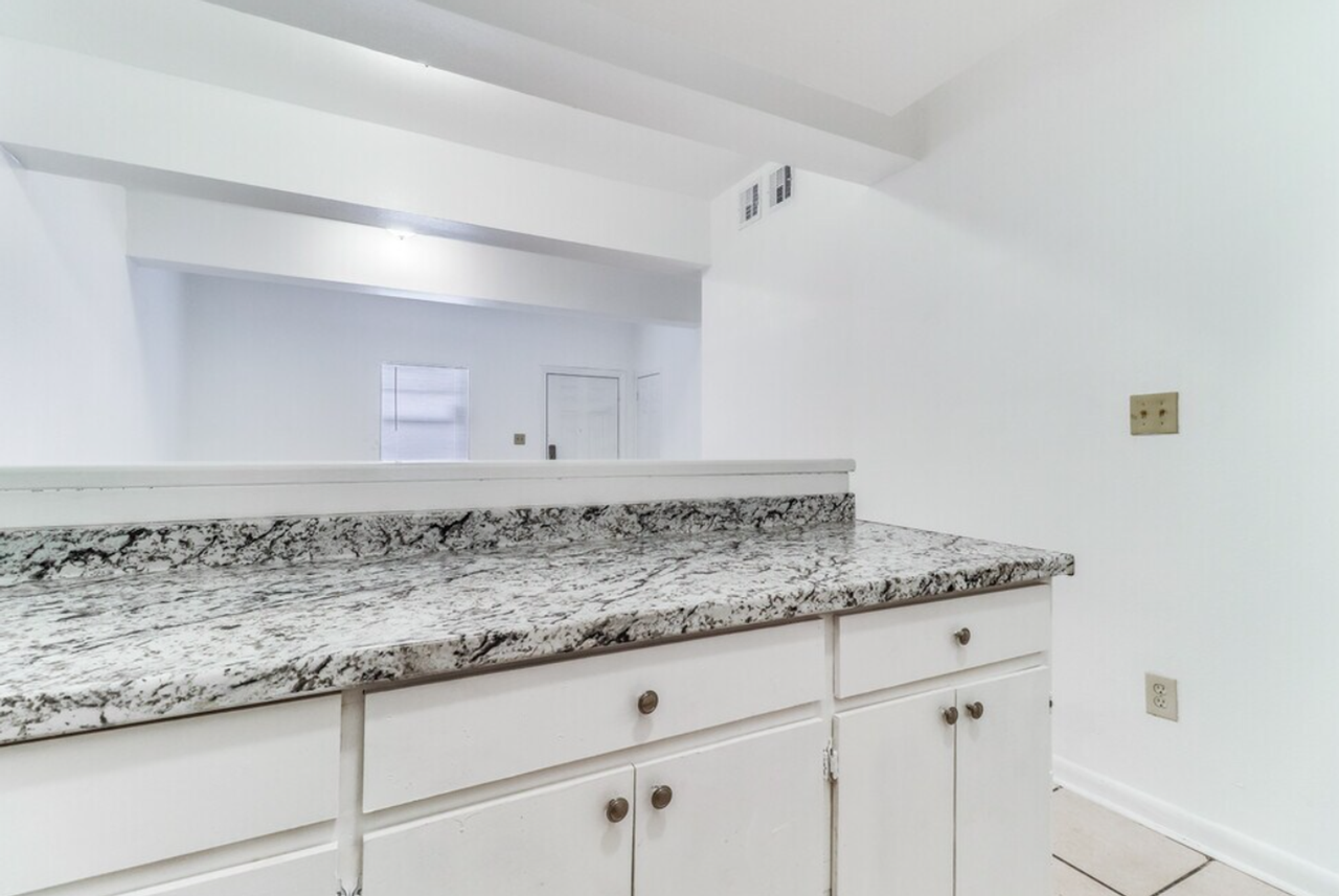 Landfair Complex - Photo 6 of 16