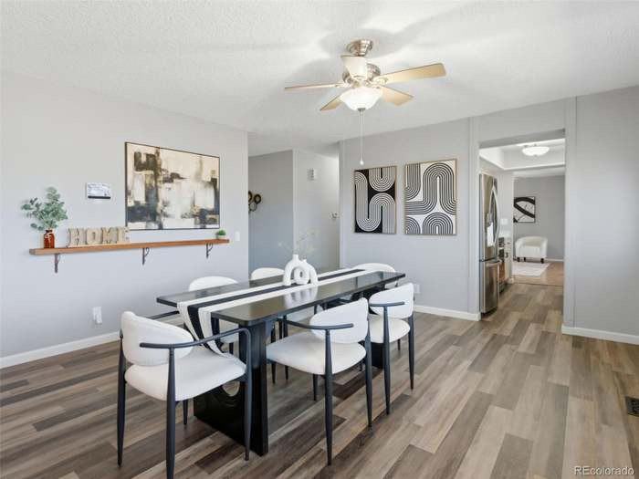 567 S Flower St - Photo 4 of 18