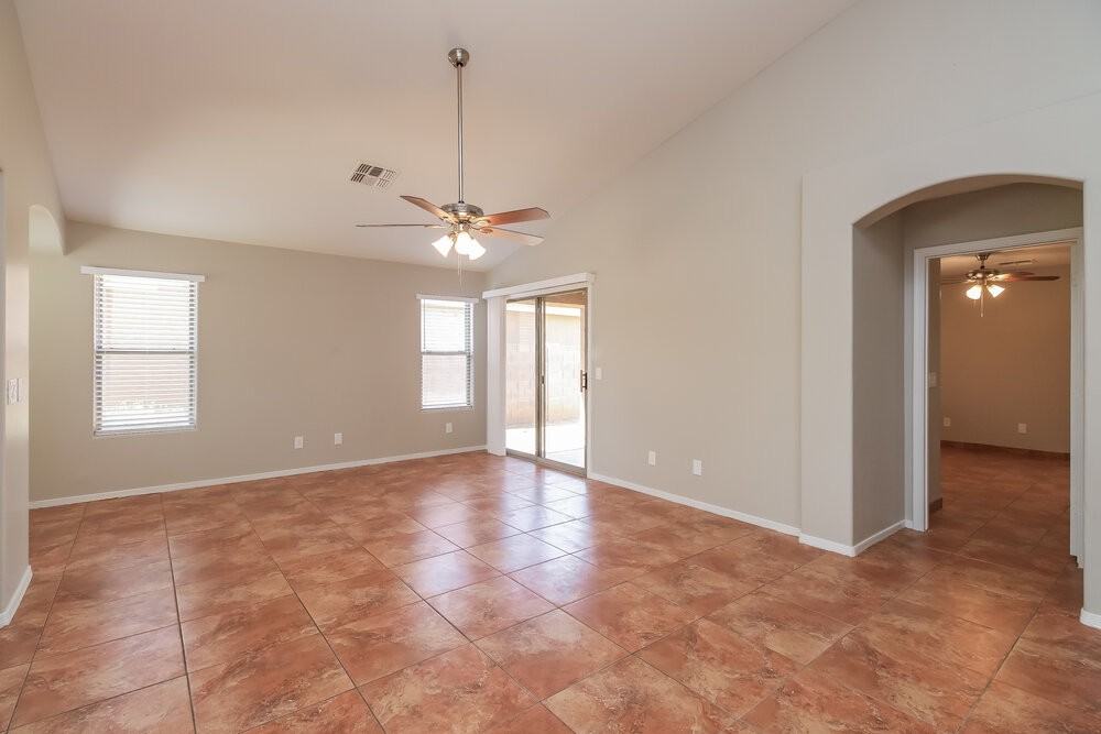 1604 S 80th Ln - Photo 3 of 16