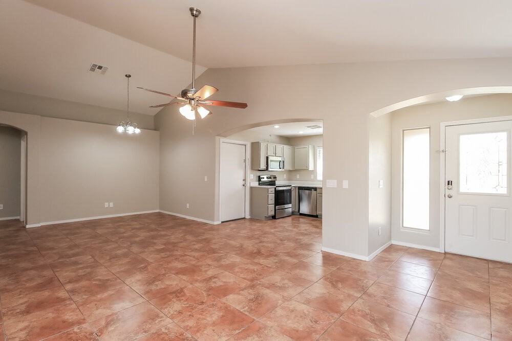 1604 S 80th Ln - Photo 5 of 16