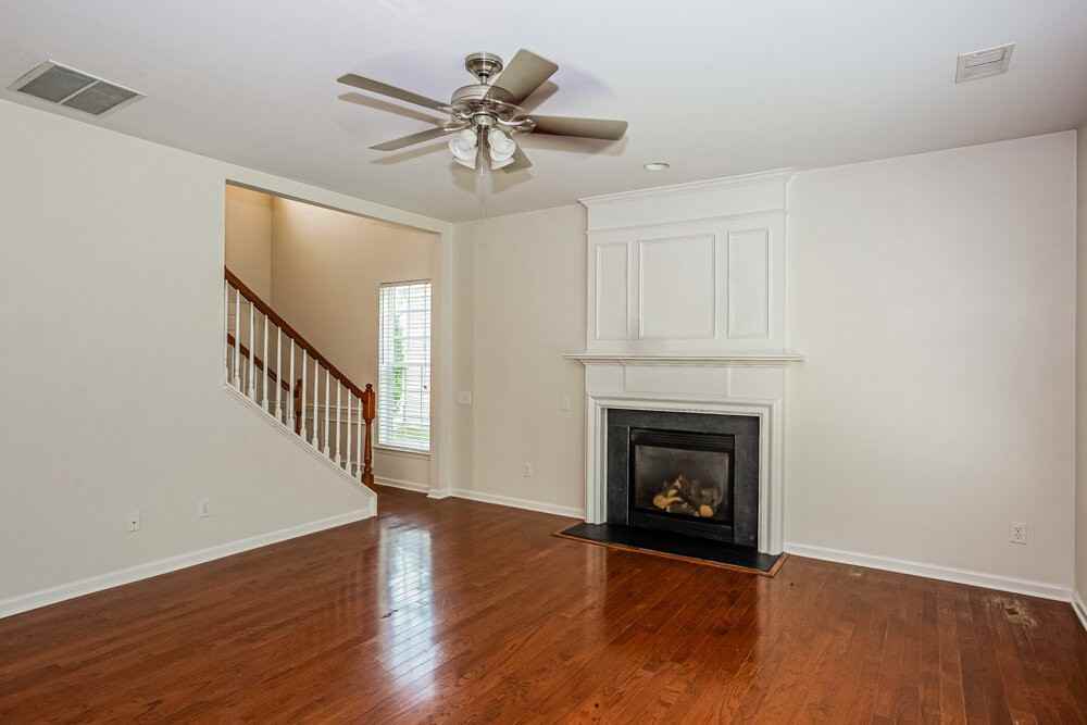 11240 Cypress View Dr - Photo 6 of 17