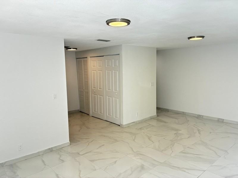 1530 Ryar Rd - Photo 2 of 16