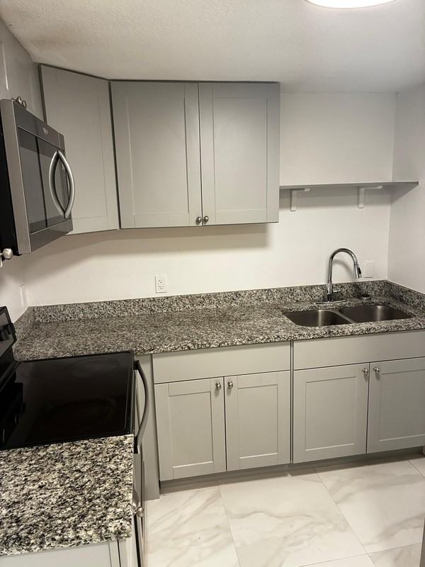 1530 Ryar Rd - Photo 4 of 16