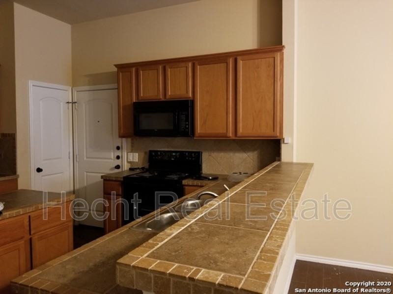 1027 Brown Rock Dr - Photo 7 of 21