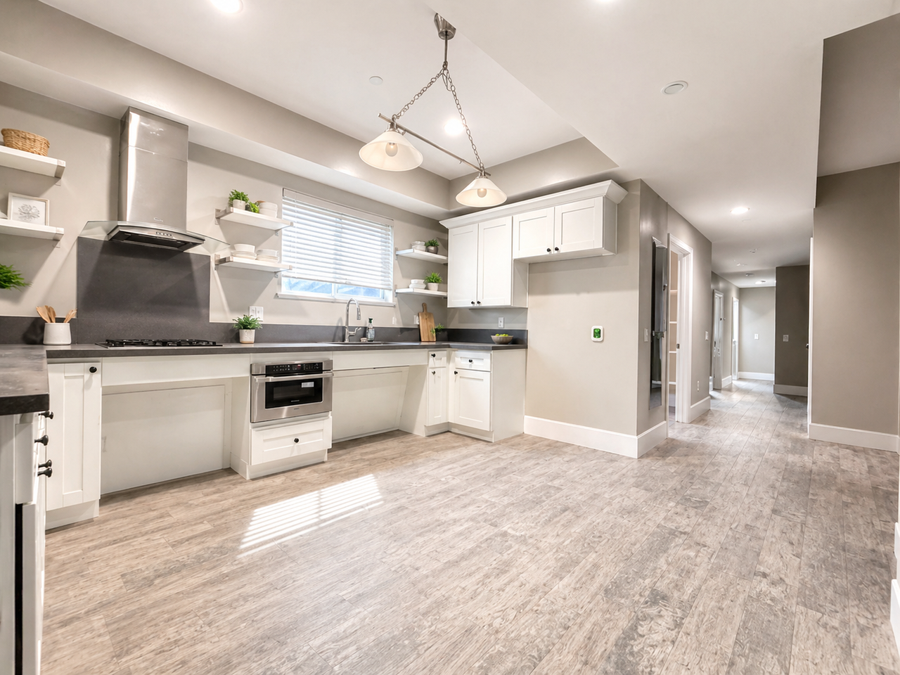 1212 W. 37th Drive - Photo 4 of 27