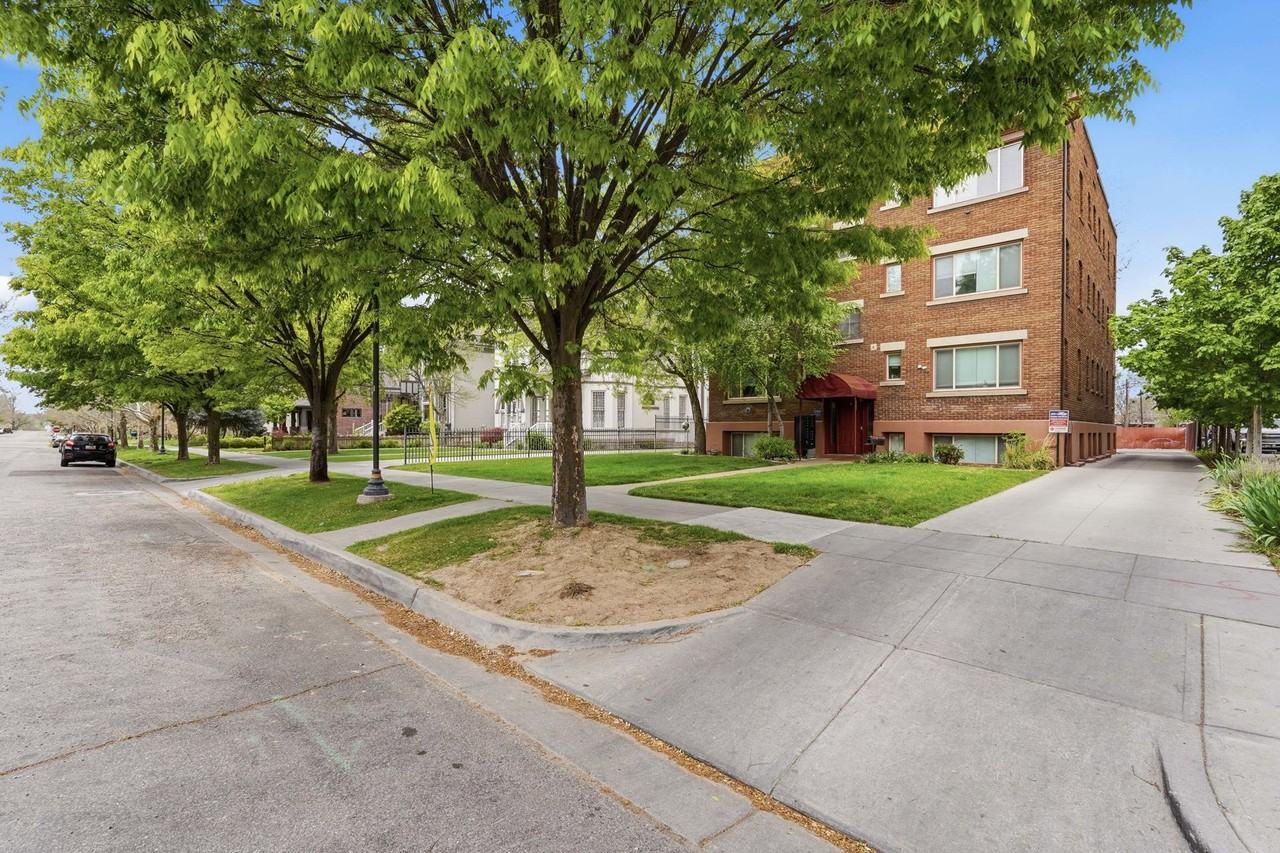 Jefferson Avenue Apartments - Photo 4 of 44