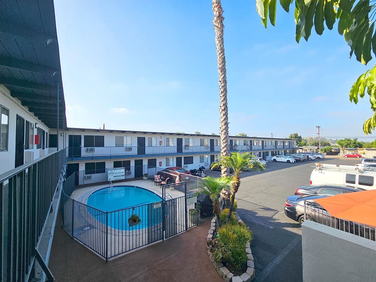 Welcome to La Mesa Palms - Photo 6 of 50