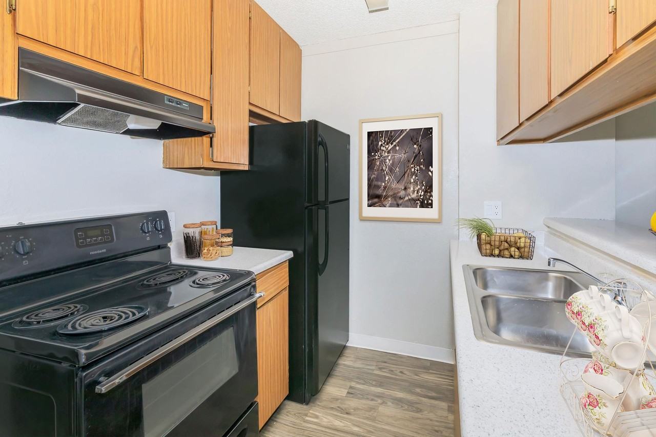 Aspen Leaf - Photo 2 of 29