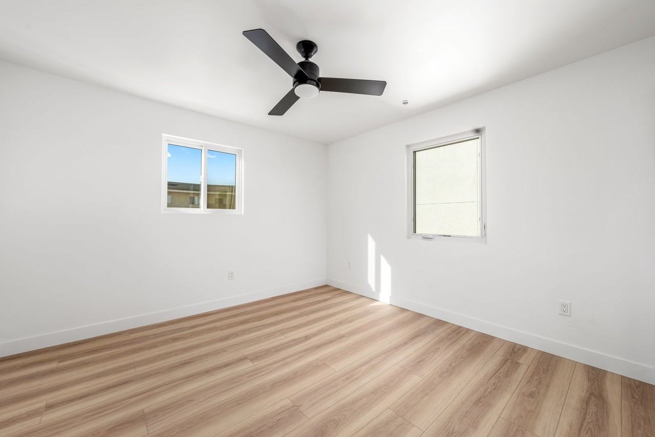 4th & Arbor Apartments | Bankers Hill – Walkable Urban Living - Photo 6 of 16