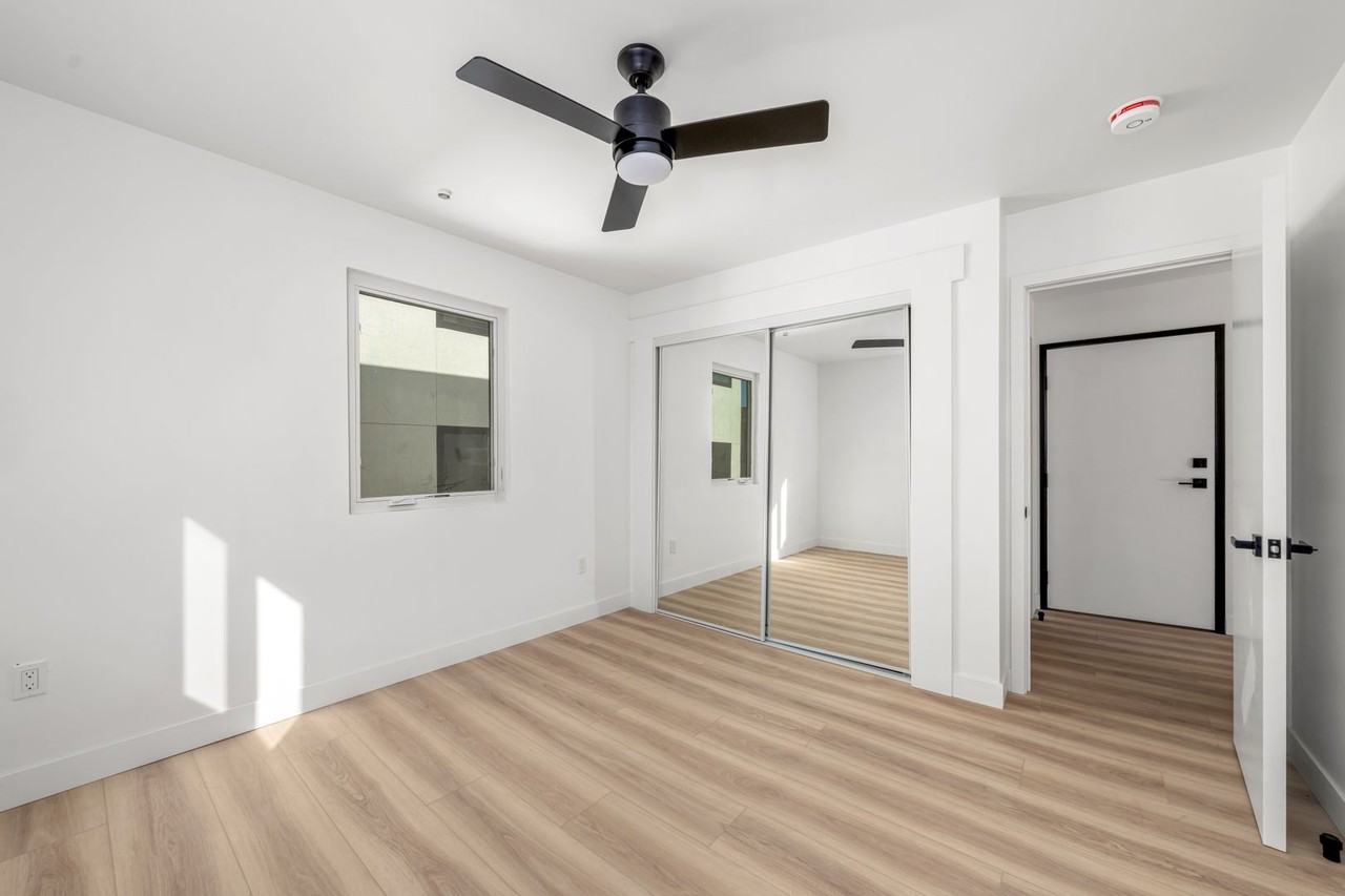 4th & Arbor Apartments | Bankers Hill – Walkable Urban Living - Photo 7 of 16