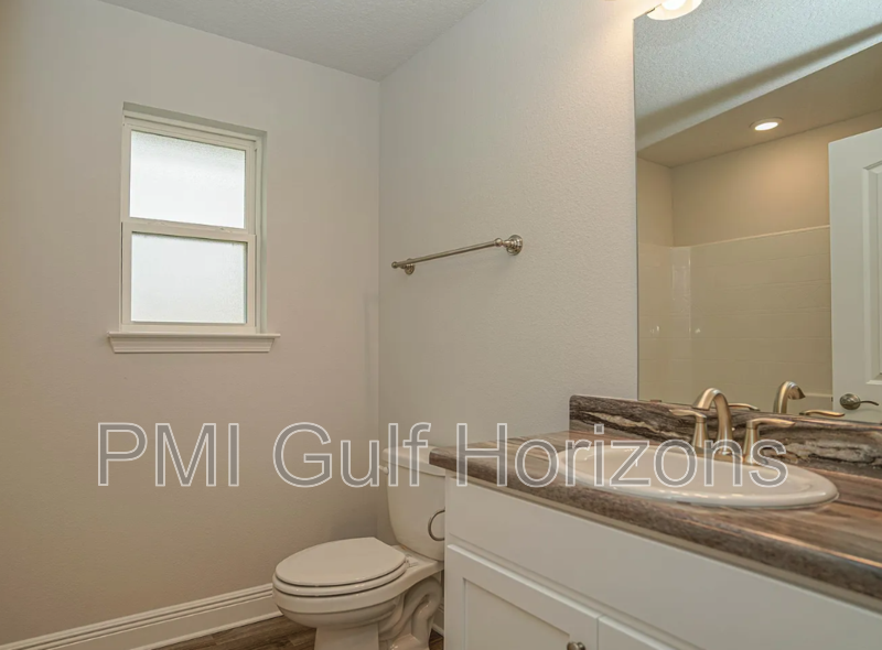 3322 Bliss Ln - Photo 7 of 11