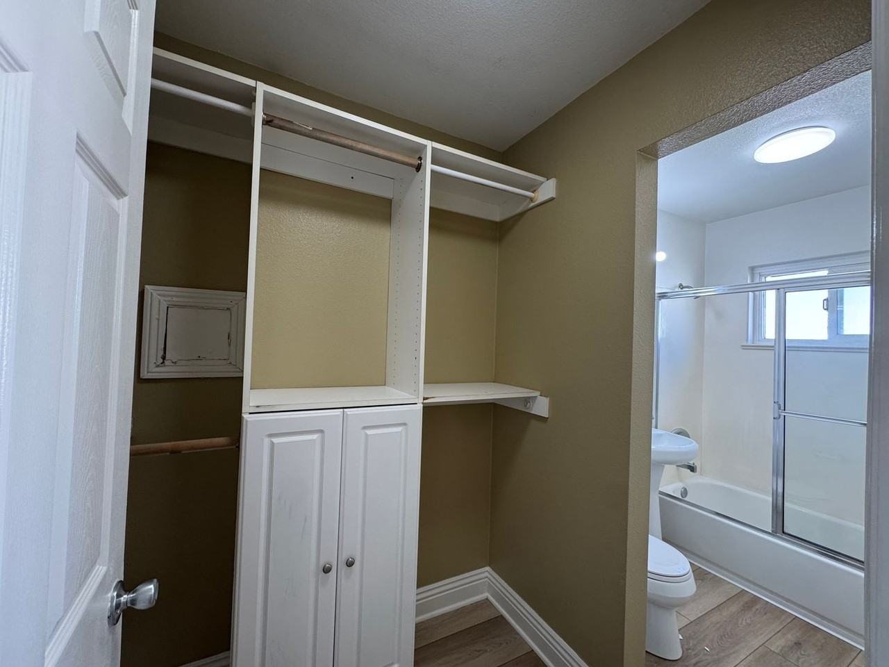 1160 E Lexington Ave #16 - Photo 6 of 8