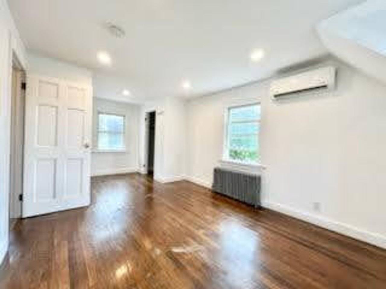 37 Saybrook St - Photo 2 of 8