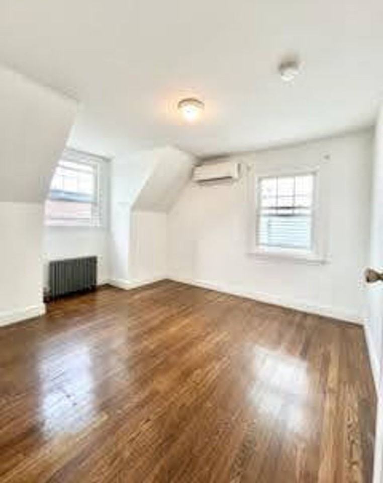 37 Saybrook St - Photo 6 of 8