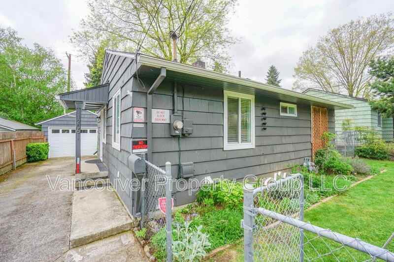 1206 Grand Blvd - Photo 2 of 20