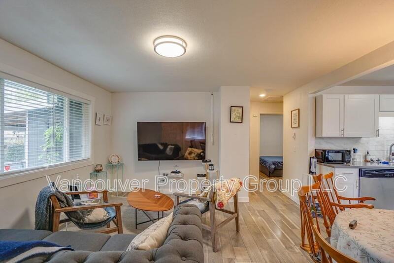 1206 Grand Blvd - Photo 5 of 20