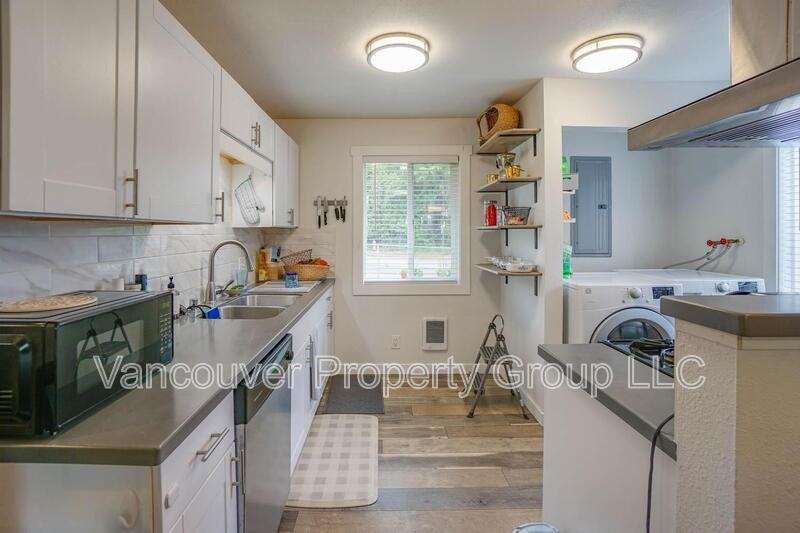 1206 Grand Blvd - Photo 7 of 20