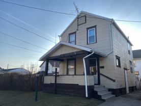 1229 Lawn Ave Sw - Photo 1 of 1