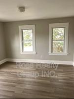 featured image of 711 Woodstock Ave