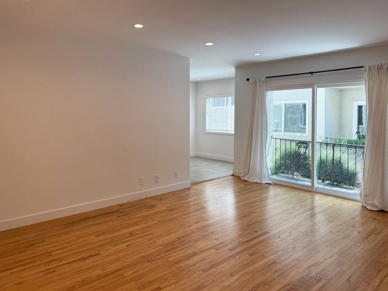 1044-1048 7th St - Photo 6 of 46