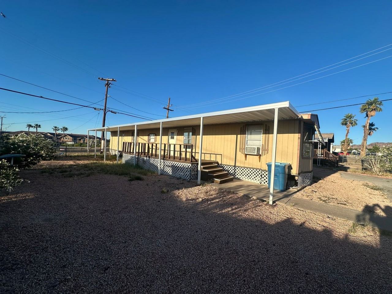 201 Shoshone Ln - Photo 2 of 12