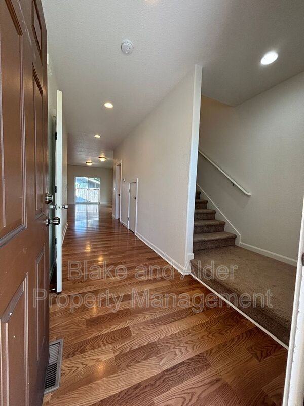 347 Norway St Ne - Photo 4 of 50