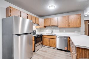 featured image of 205 W Calumet St