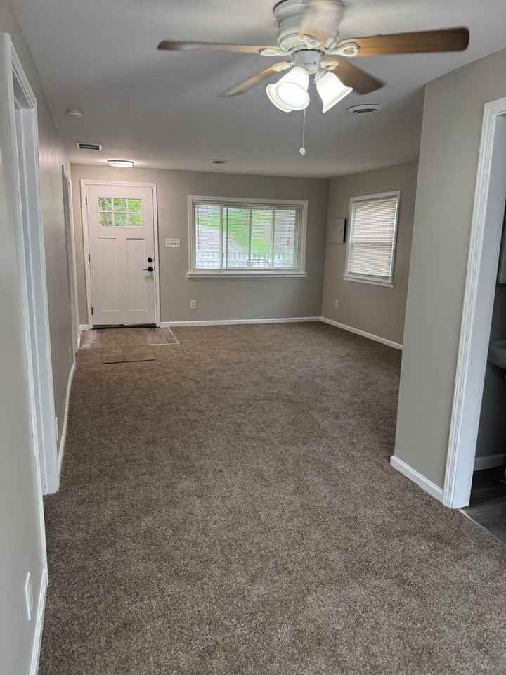 784 Porteous Dr - Photo 3 of 7