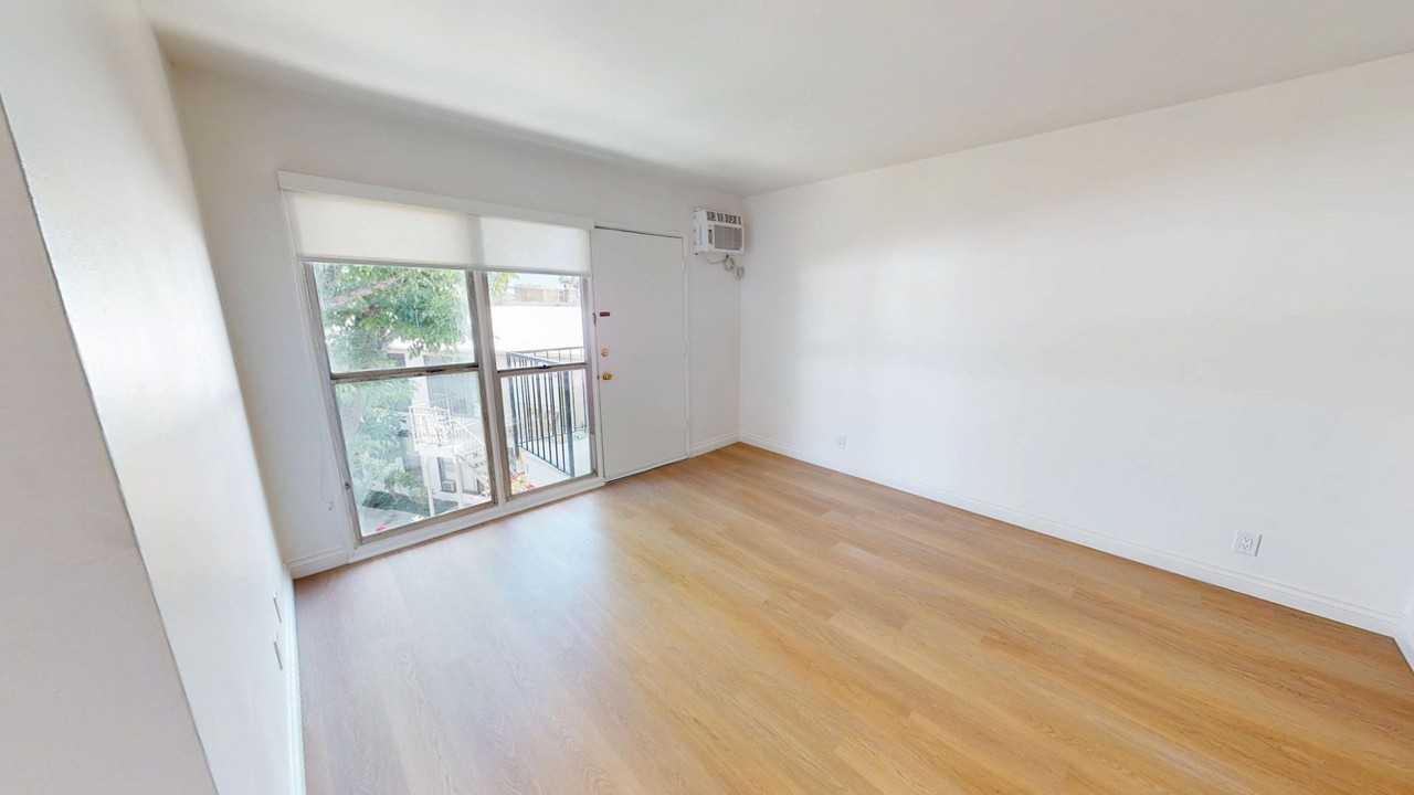 The Clair Manor Apts...Hollywood Hills...Fully Renovated...CALL NOW! - Photo 5 of 23