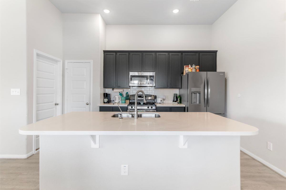 14930 Spring Forest Ln - Photo 2 of 3