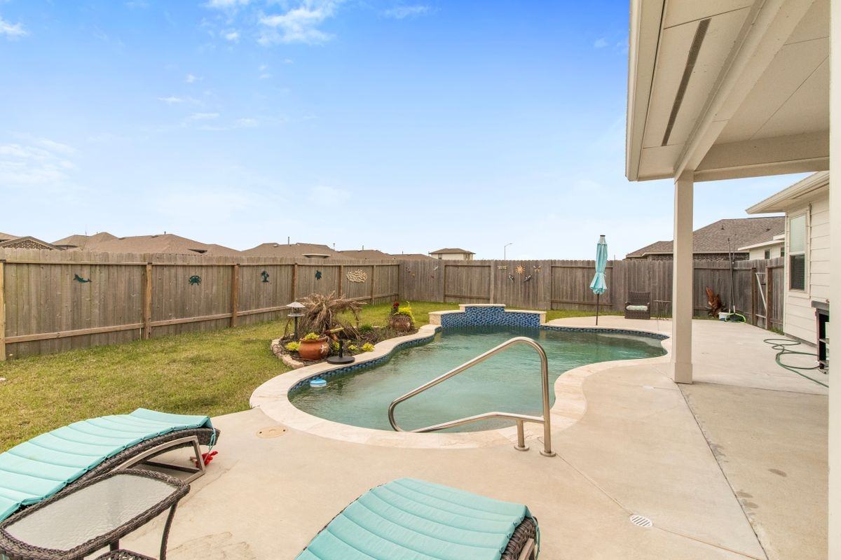 14930 Spring Forest Ln - Photo 3 of 3