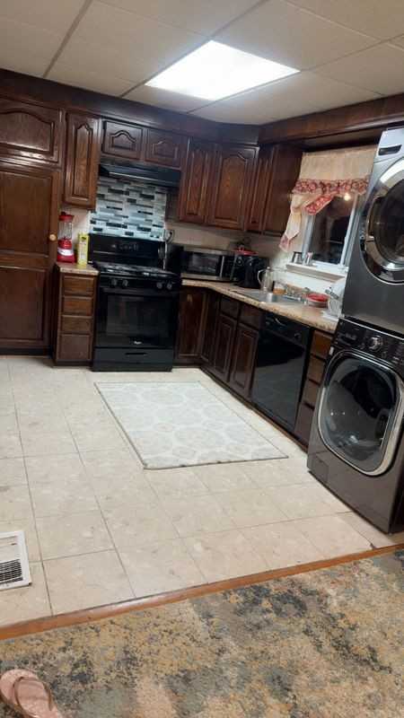 6239 Bren Mar Dr - Photo 3 of 17