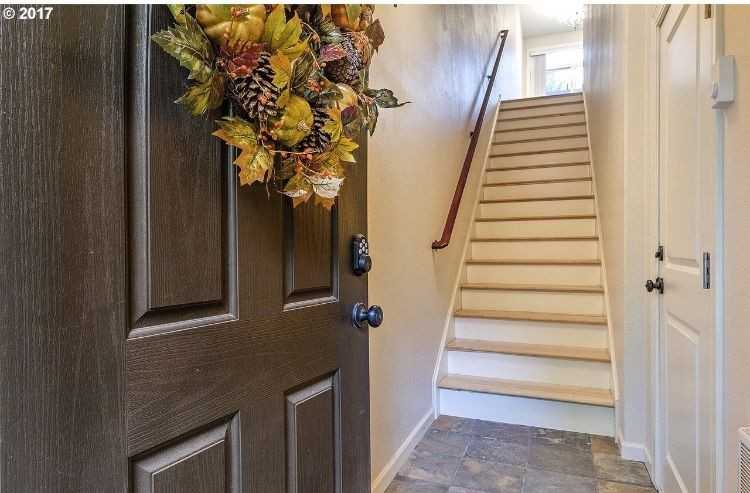 9041 Sw Rystadt Ln - Photo 3 of 20